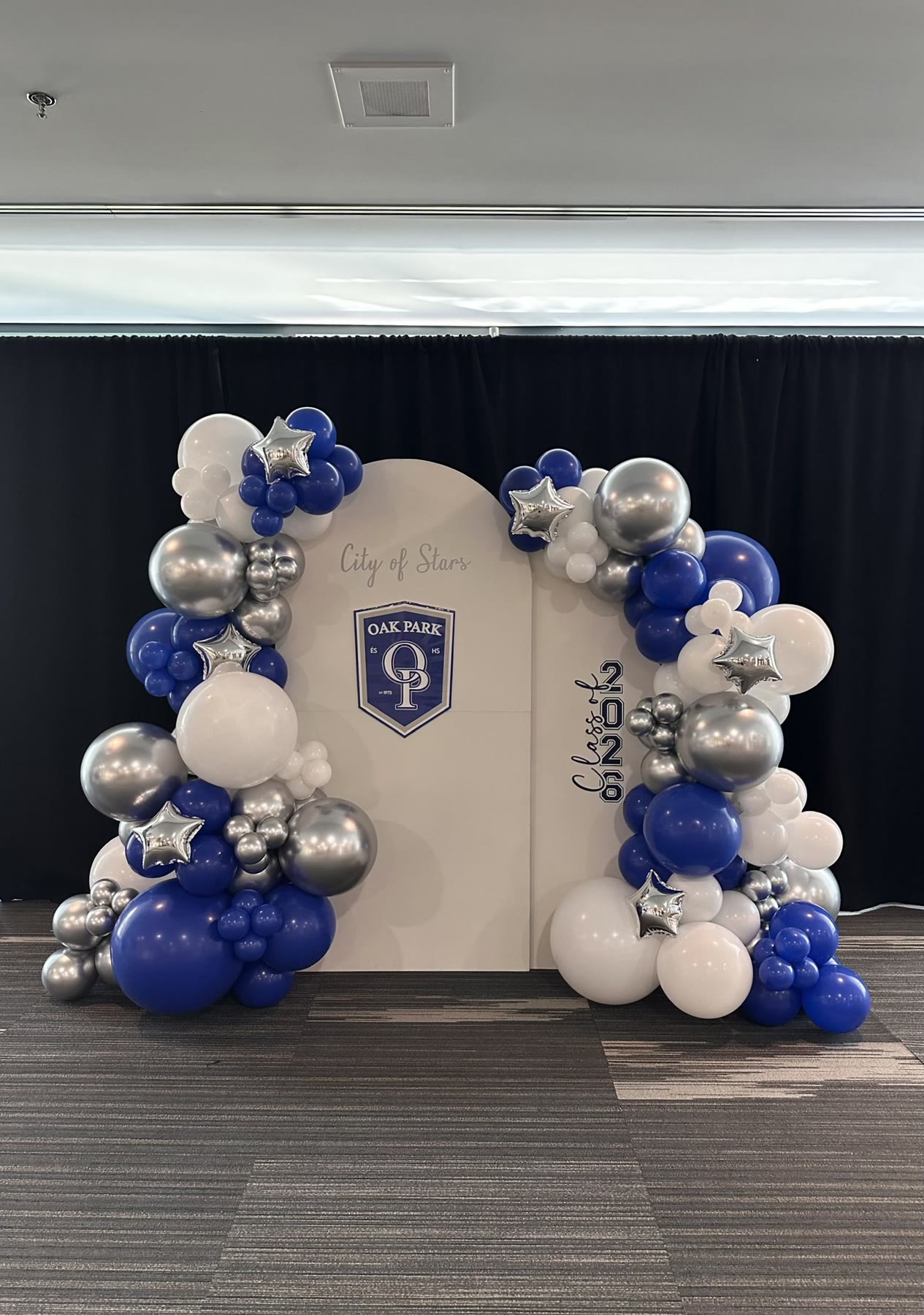 Backdrops balloon decor by Inflatable Decorations, Winnipeg